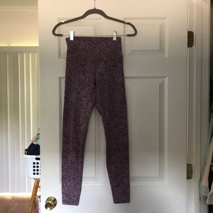 like-new Lululemon leggings
